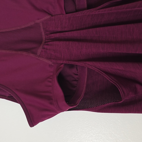 Athleta Marroon Tank Top with Built-in Bra- M - Picture 10 of 10